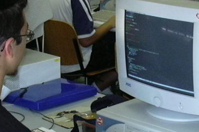 Porta via il database dei clienti: è nei guai