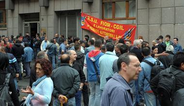 Operai De Tomaso in Comune, vogliamo chiarezza 