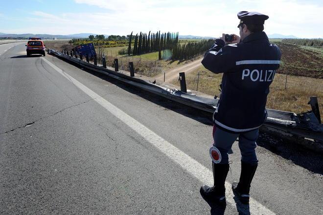 Muore nell’auto fuori strada, illeso un frate che era in macchina con lui 