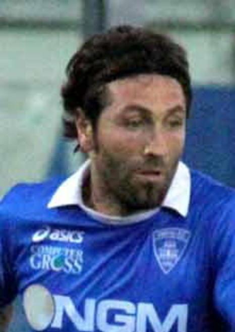 Buscé si smentisce: vestirà la maglia del Pisa