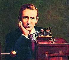 Elettra Marconi celebra il padre Guglielmo a Golfo Aranci