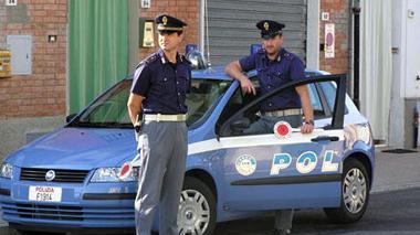 Sesso in cambio di sigarette, sessantenne adesca minore con deficit mentale