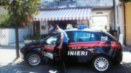Rapina in una pizzeria a Torre del Lago: ferito alla testa il proprietario