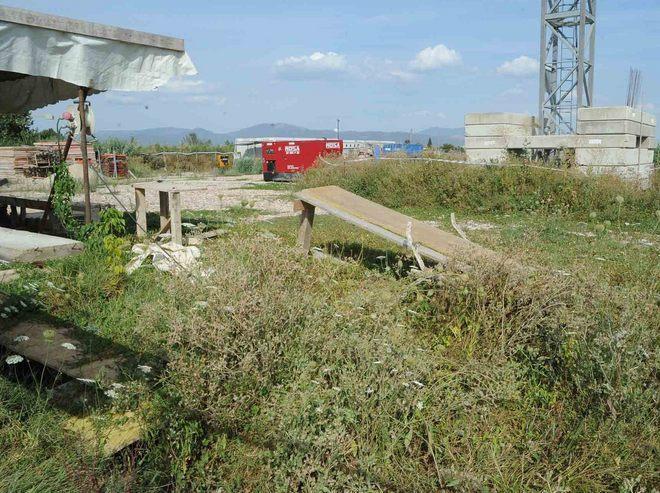 Fondamenta non a norma per la piscina di Vignole 