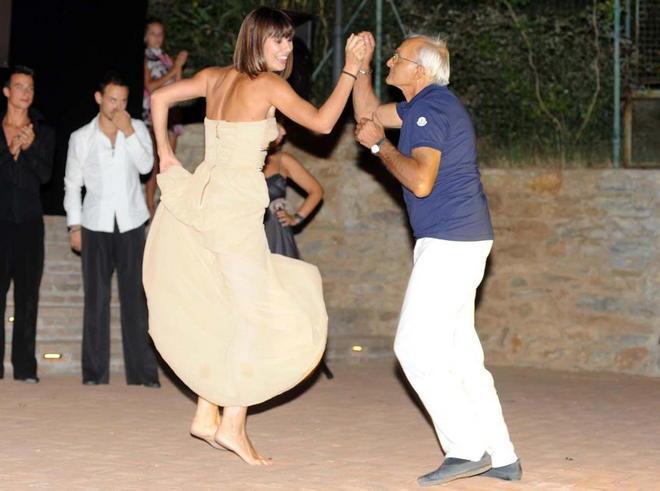 Stelle del ballo per una sera fuori da caserme e Comuni 