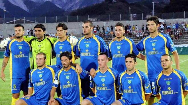 Carrarese, il rebus del girone