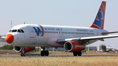 Windjet, notte in aeroporto per 60 passeggeri