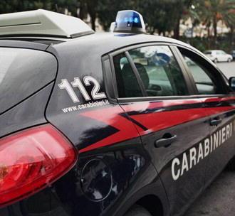  Rubano in un vivaio, arrestati una coppia e una donna