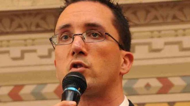 Nuovi razionamenti anche di giorno, stop all’acquedotto