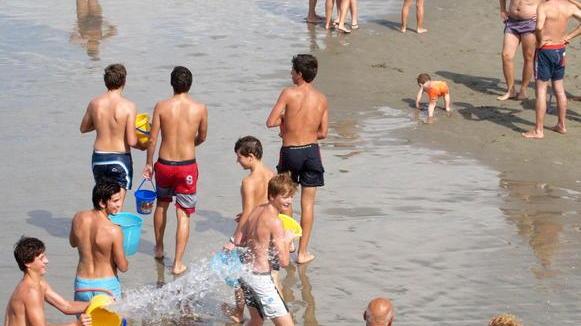 Pattuglie in città e un elicottero sorvolerà le spiagge