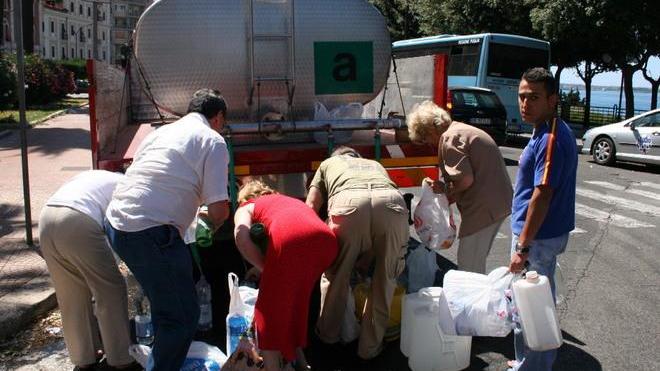 Acqua col contagocce in collina, ieri forti disagi a Guardistallo