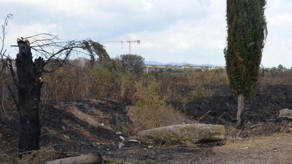 Fiamme al cimitero Arrestato un anziano