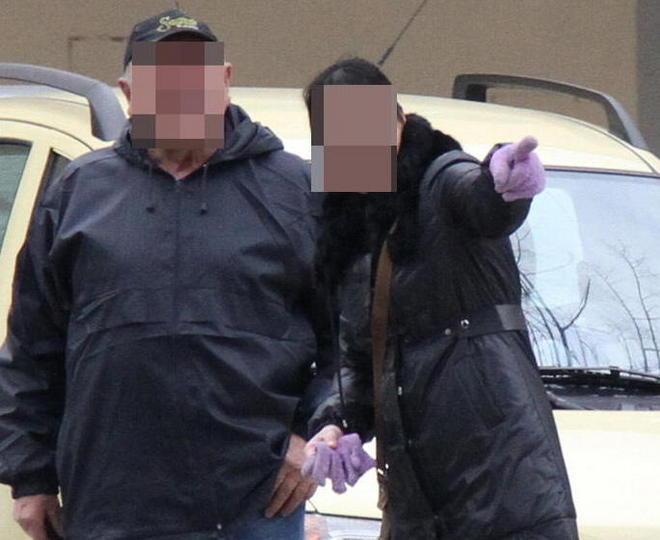 Faceva il tassista a una prostituta 
