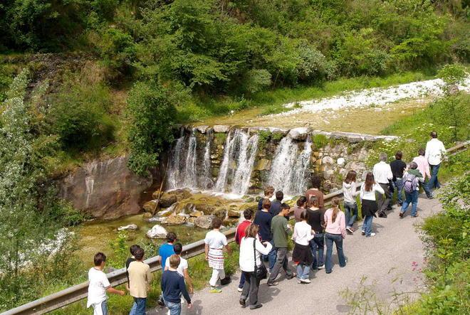 Rischio crollo, bagni vietati a Malbacco
