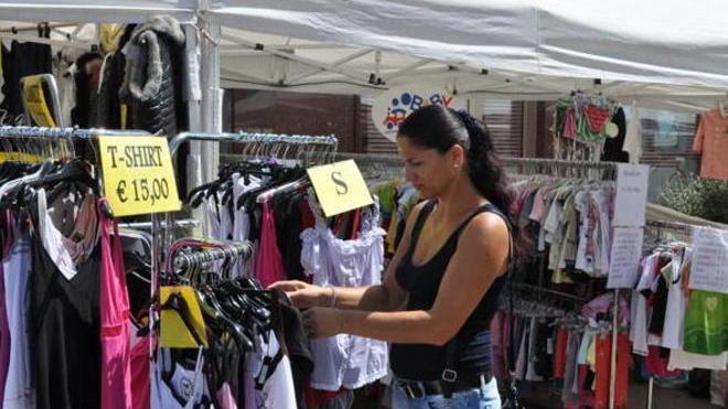 Il centro della città si anima con la Fiera dello sbaracco