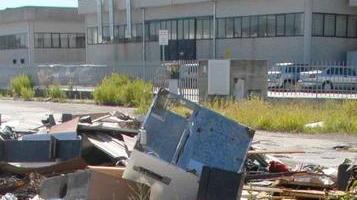 Lotta alle discariche a cielo aperto, multe fino a 600 euro