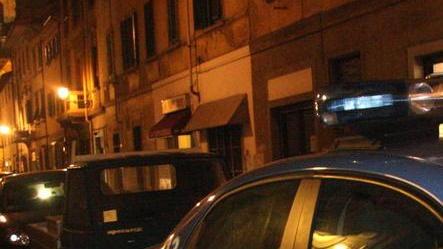 Denunciato il falso poliziotto con pistola e walkie talkie