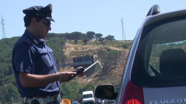 Cagliari, revisioni false: fermate 1200 auto 