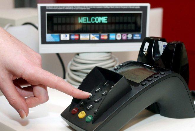 Carte di credito clonate, i truffatori colpiscono ancora 