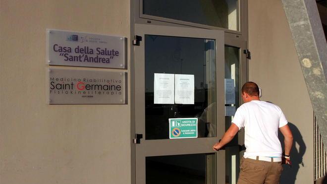 In sala d’attesa come in un forno protesta alla guardia medica di S. Maria