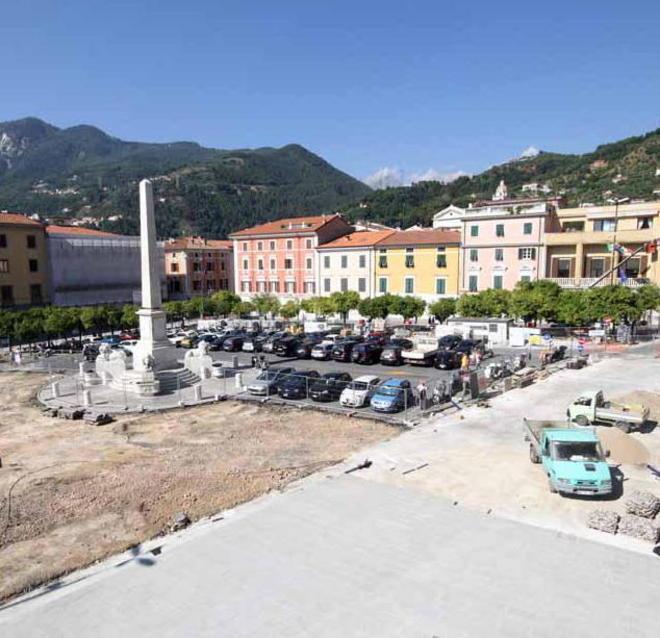 Piazza Mercurio, finiti i lavori si guarda al rilancio 