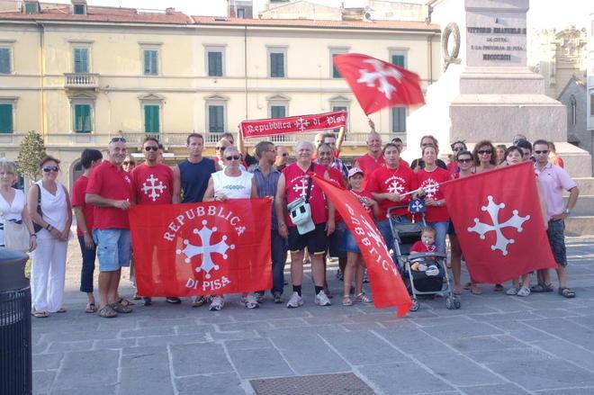 Rossocrociati in piazza per Pisa capoluogo 