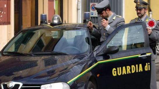 Evasori, blitz della finanza sulla riviera apuana Sei scontrini-fantasma su dieci