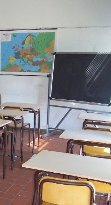 Mano ai pennelli, le classi delle medie dipinte dai detenuti 