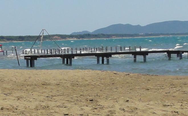 Spiaggia artificiale contro l’erosione 