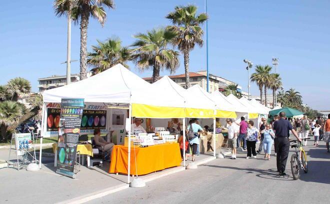 «Festival del folklore contro ogni regola» 