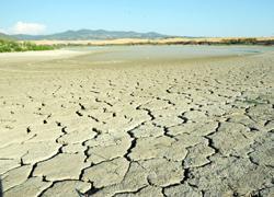 «Allarmi inascoltati» Ora si litiga sul lago scomparso 