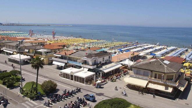 «Passeggiata in vendita: non ci si arrenda»