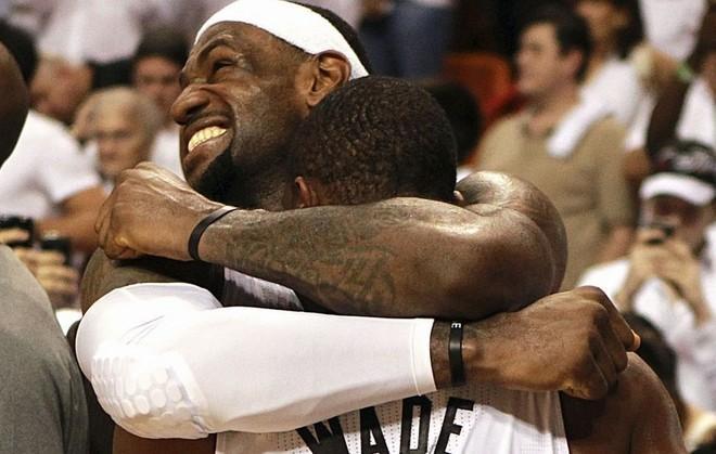 «Tranquillo LeBron, è solo l’inizio» Wade scommette sul compagno 