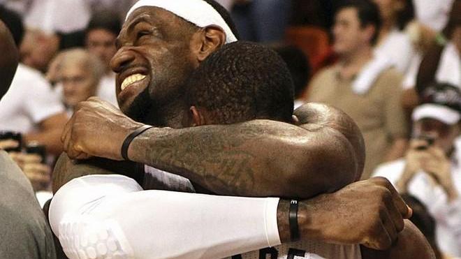 «Tranquillo LeBron, è solo l’inizio» Wade scommette sul compagno