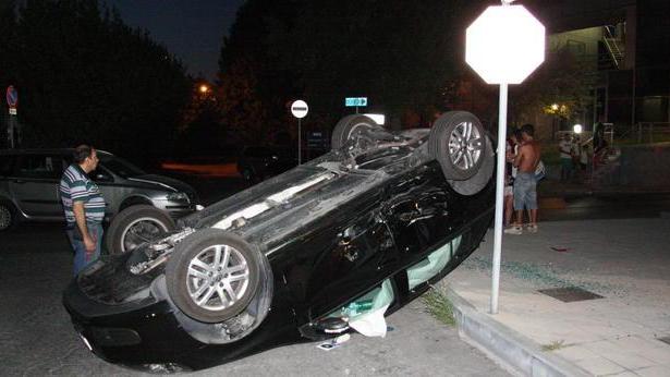 Incidente in via della Vetraia I residenti: vanno troppo forte