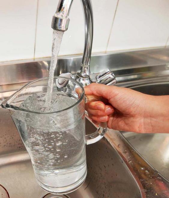 Ecco il tubo che darà l’acqua a Caniparola 
