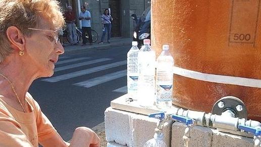 Acqua, via al piano di razionamento