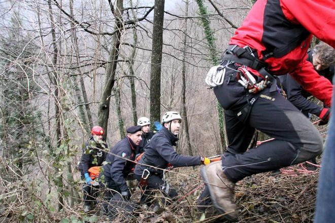 Tre escursionisti bloccati di notte sulle Apuane 