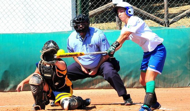 Nuoro si inchina al potere olandese 