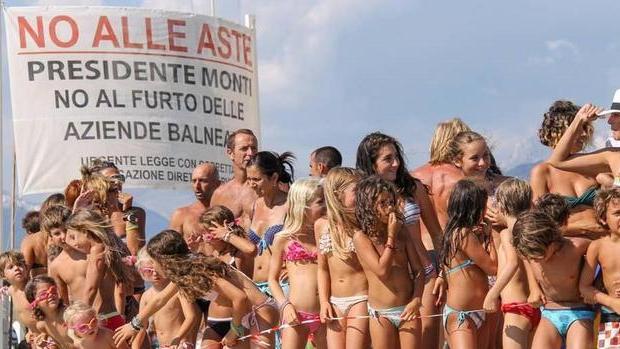 Spiagge, l’Antitrust conferma le aste