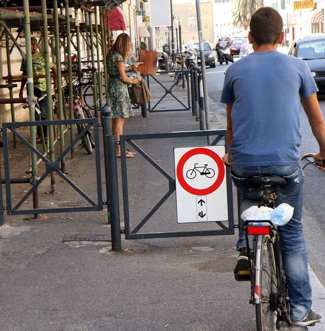 «Pista ciclabile in via de Larderel» 