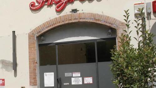 Rapina in sala giochi in quattro fuggono con trentamila euro
