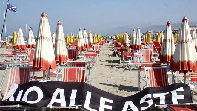 Spiagge all’asta, la sinistra divisa
