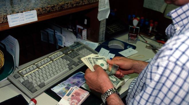 Banche, in arrivo migliaia di esuberi 