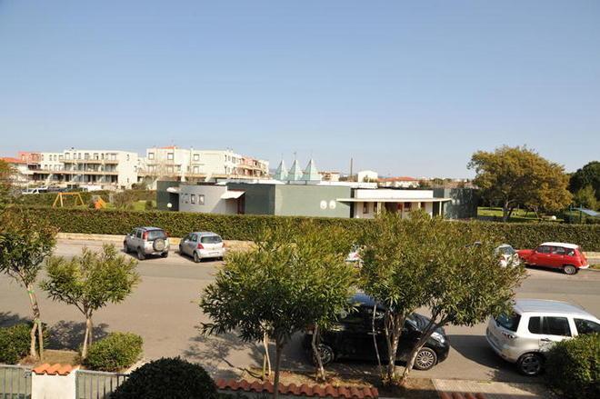 Scippato mentre è in bicicletta da un uomo incappucciato 
