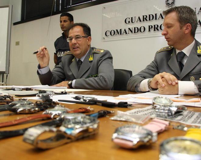 Sequestrati 45mila falsi orologi Rolex, Panerai e Cartier 