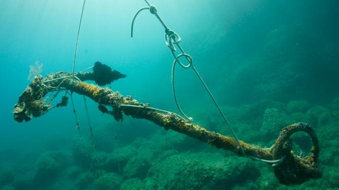 Fini subacqueo a Porto Ercole scopre l’ancora di un galeone
