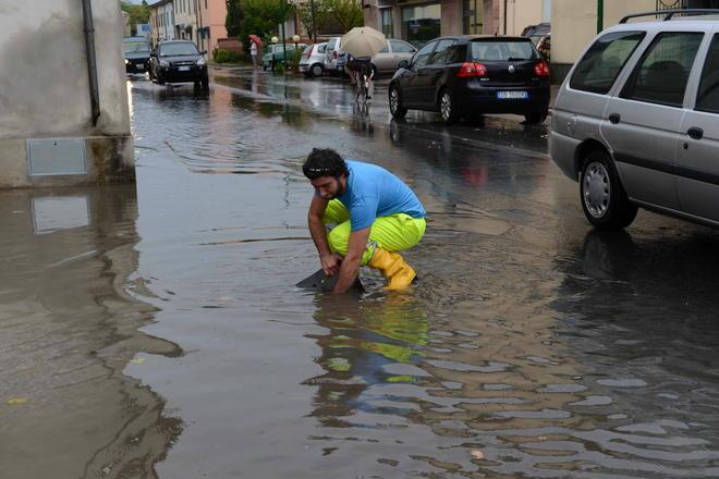Maltempo, allagamenti a Ponsacco e Cascina 