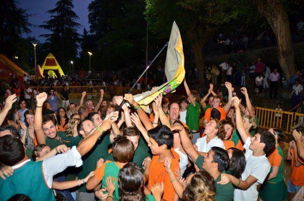 La contrada Belvedere trionfa nel Palio di Gambassi 