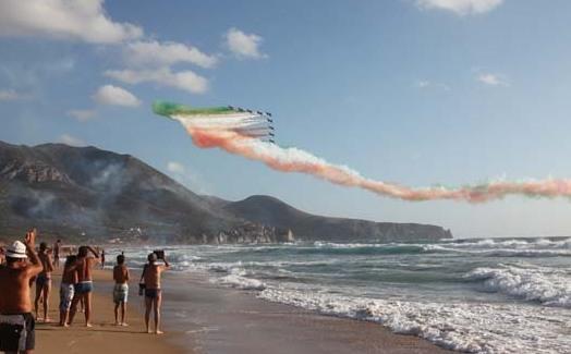 Buggerru, diecimila per le Frecce tricolori 